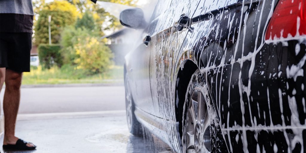 TOP 6 Mistakes to Avoid in a Car Photoshoot - Shooting Before the Car Is Properly Cleaned and Polished