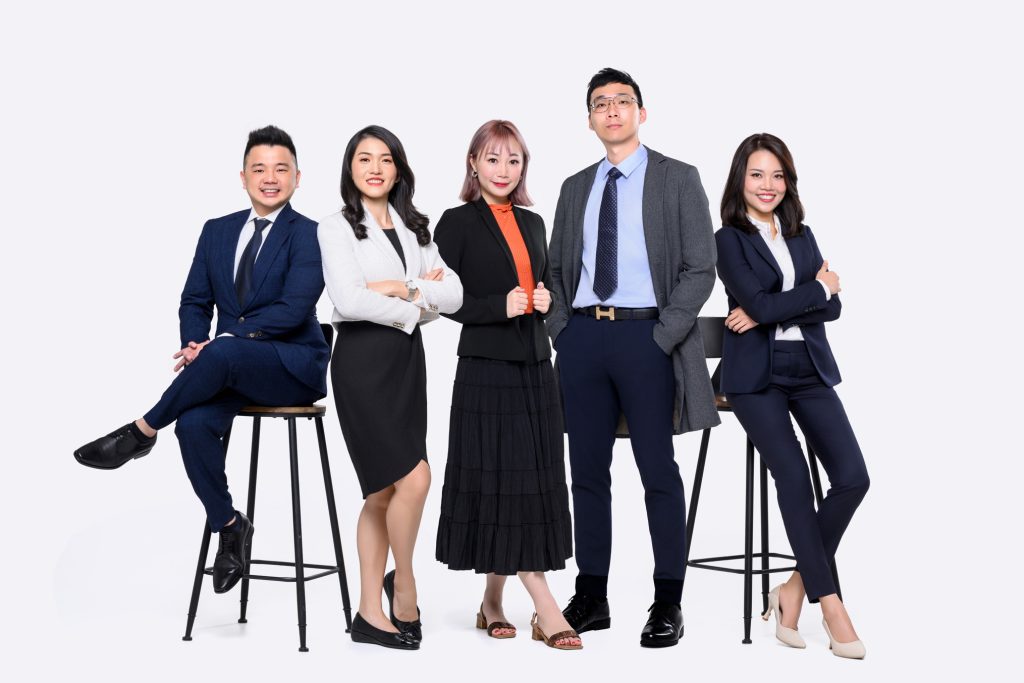 TOP 4 Corporate Photoshoot Studios in Singapore Rated Highly
